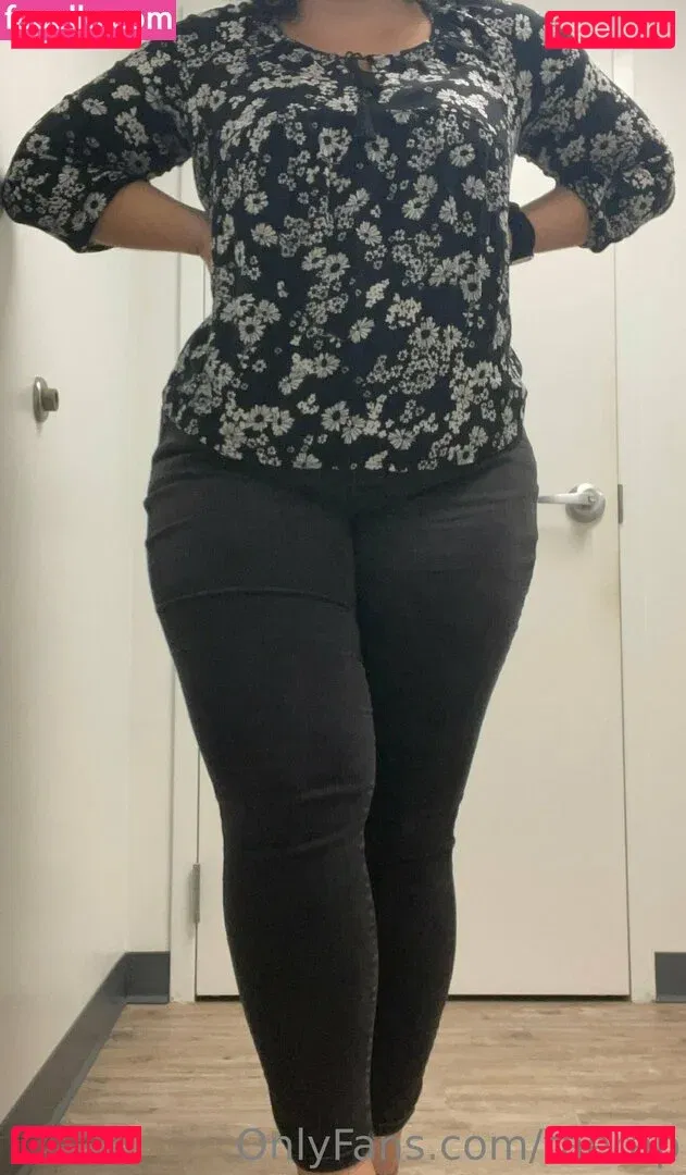 taerap Onlyfans Photo Gallery 