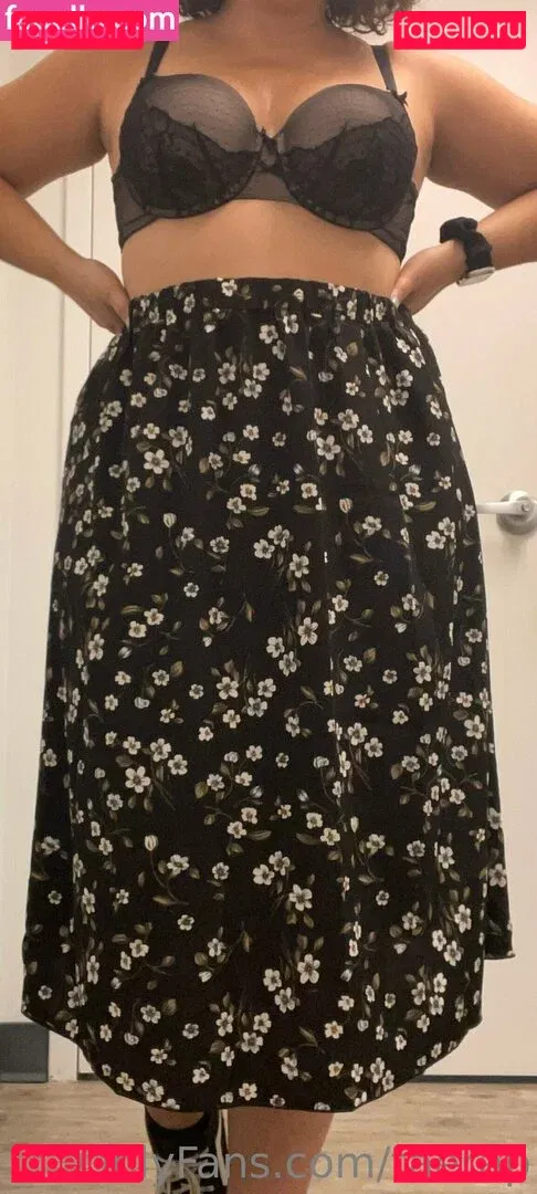 taerap Onlyfans Photo Gallery 