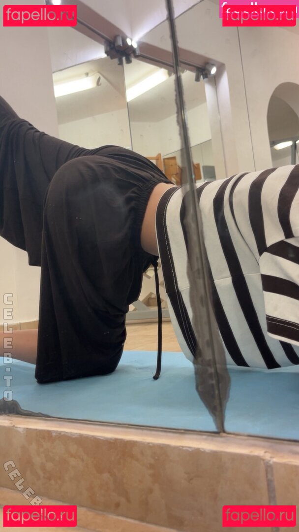 Yukistarxyz Nude Onlyfans Photo 5