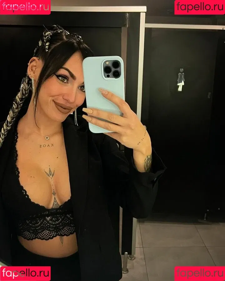 iree_c13 Onlyfans Photo Gallery 