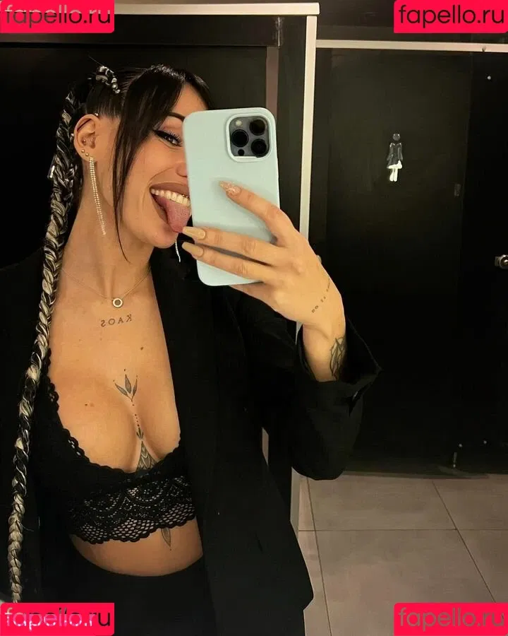 iree_c13 Onlyfans Photo Gallery 