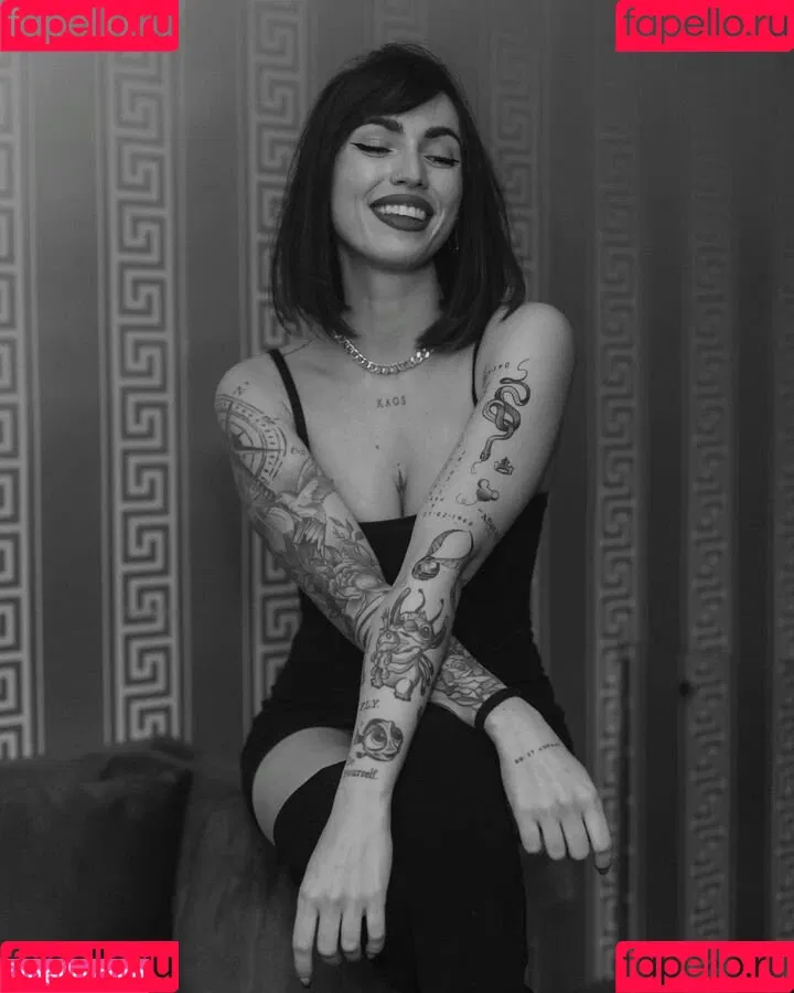 iree_c13 Onlyfans Photo Gallery 