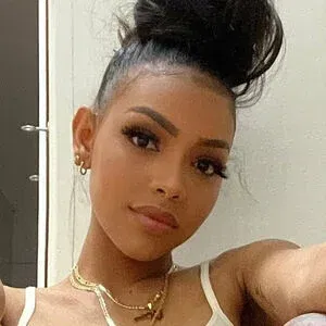 leydiitavarez Onlyfans Photo Gallery 