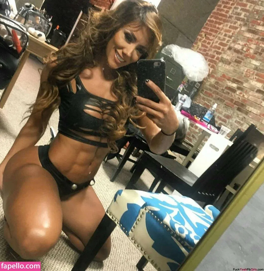 Sonia Isaza Onlyfans Photo Gallery 