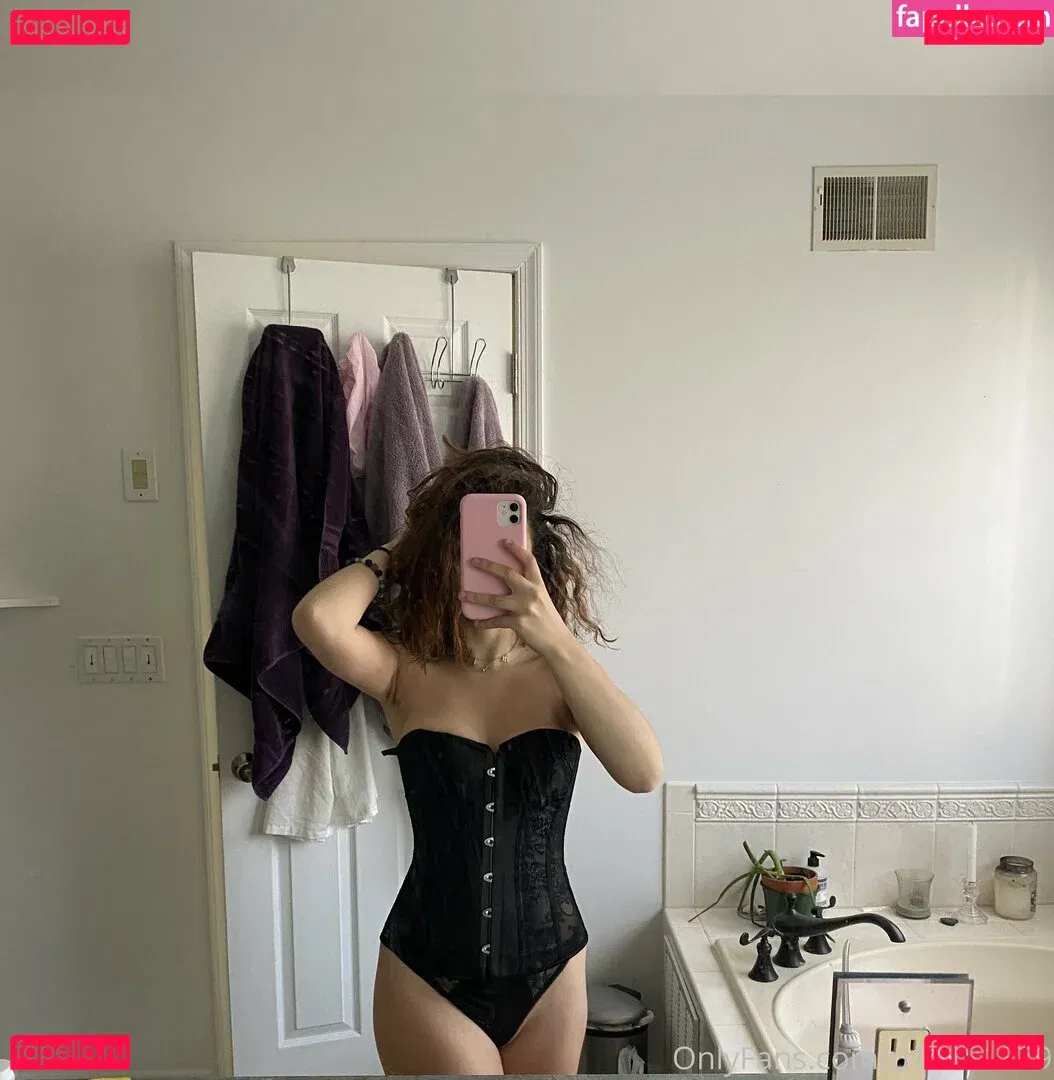 Gaiafaeye Onlyfans Photo Gallery 