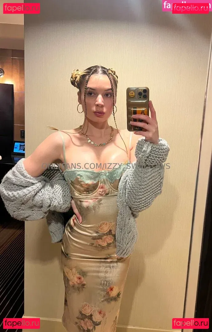 Izzy_Swallows Onlyfans Photo Gallery 