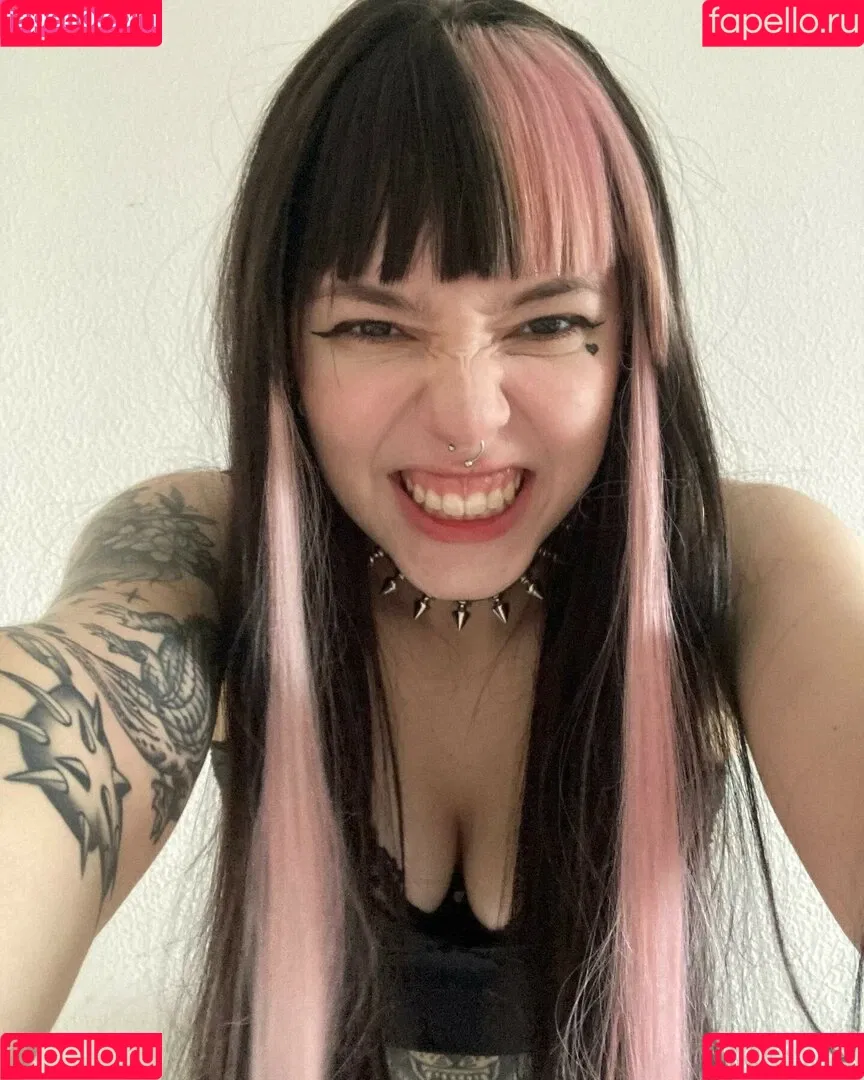 Anna Dreamy ASMR Onlyfans Photo Gallery 