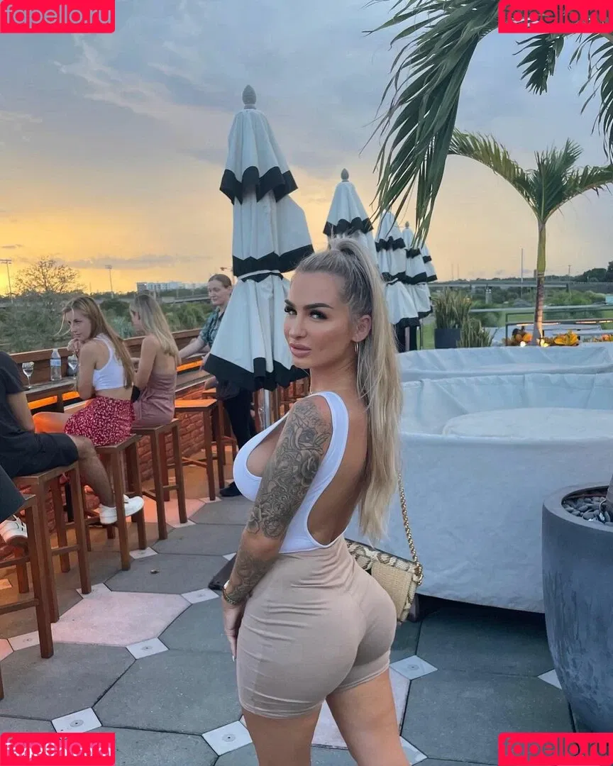 Kirsten Simmermeyer Onlyfans Photo Gallery 