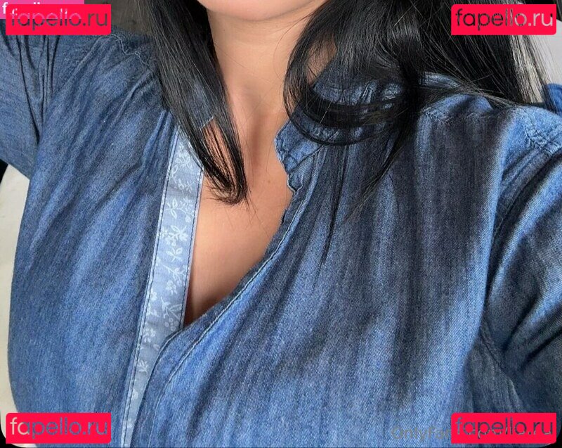 Liareal Nude Onlyfans Photo 5