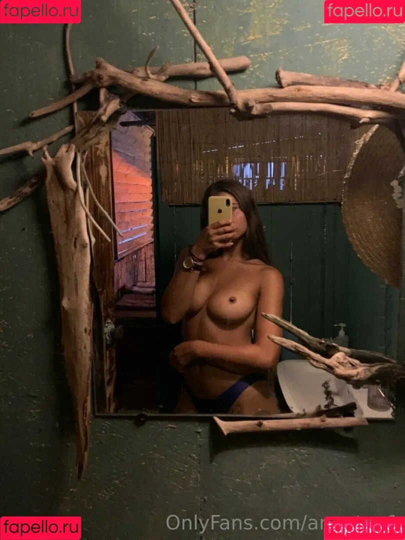 annabananaaaaaaaaa Onlyfans Photo Gallery 