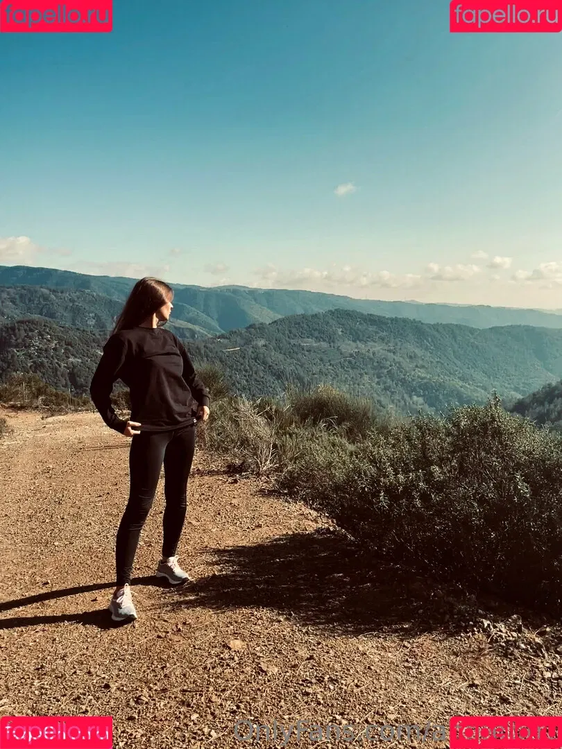 annabananaaaaaaaaa Onlyfans Photo Gallery 
