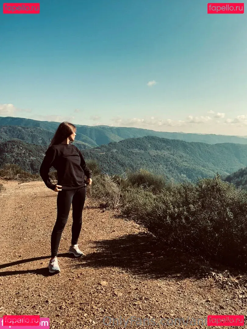 annabananaaaaaaaaa Onlyfans Photo Gallery 