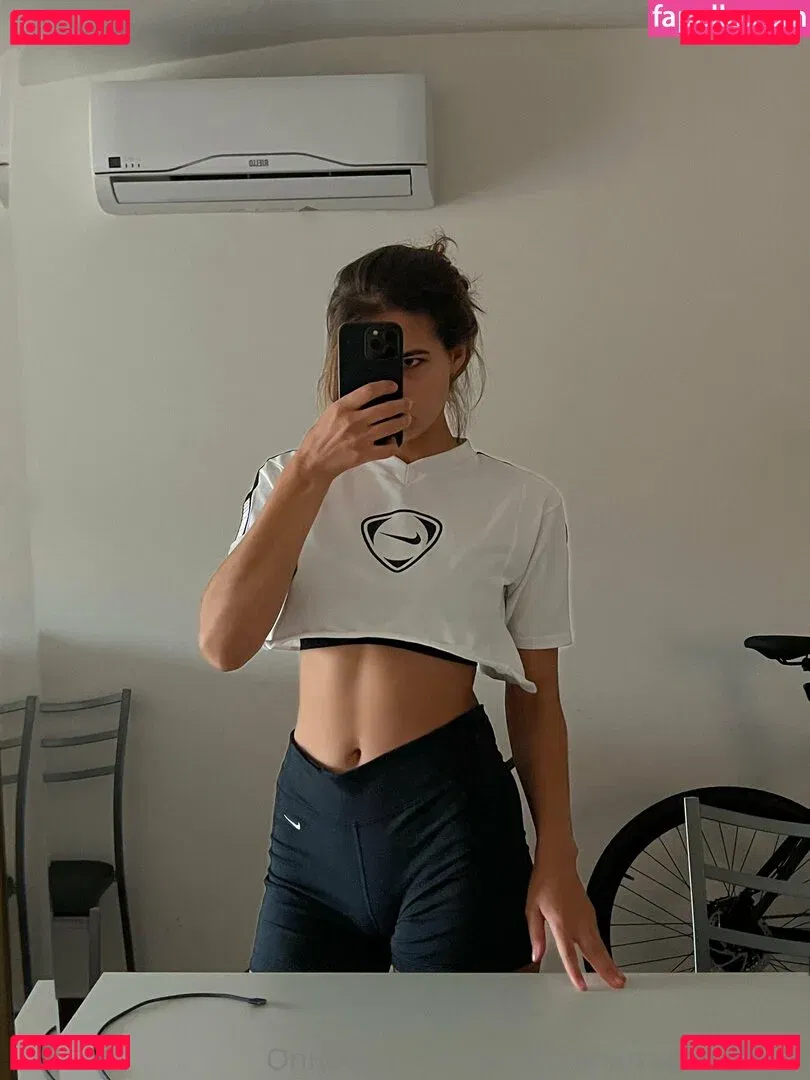 annabananaaaaaaaaa Onlyfans Photo Gallery 