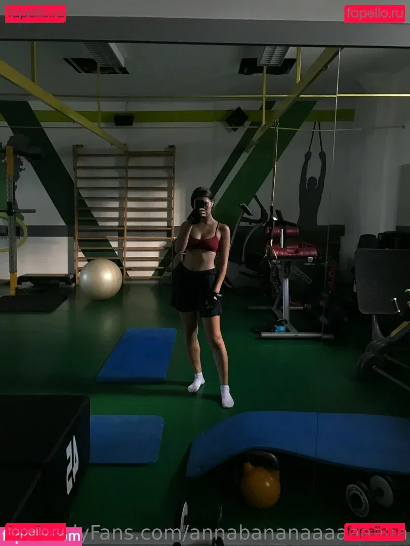 annabananaaaaaaaaa Onlyfans Photo Gallery 