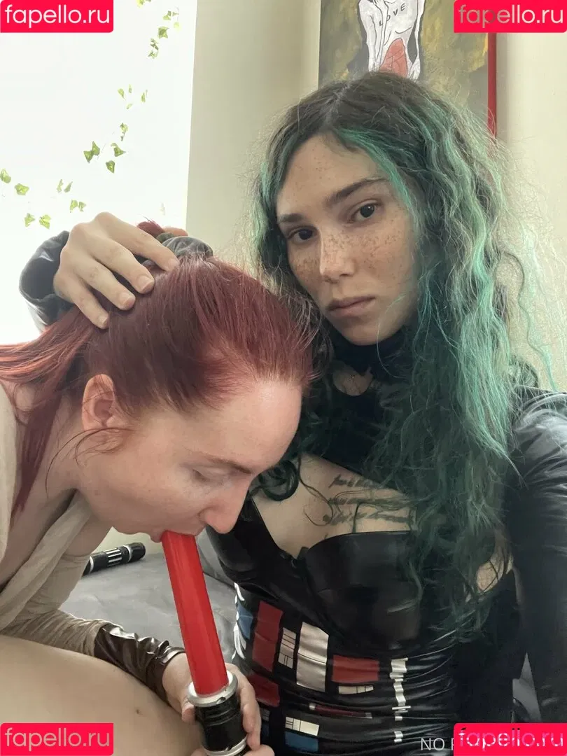 eeveebeesolo Onlyfans Photo Gallery 