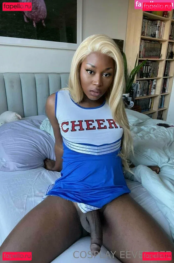 eeveebeesolo Onlyfans Photo Gallery 