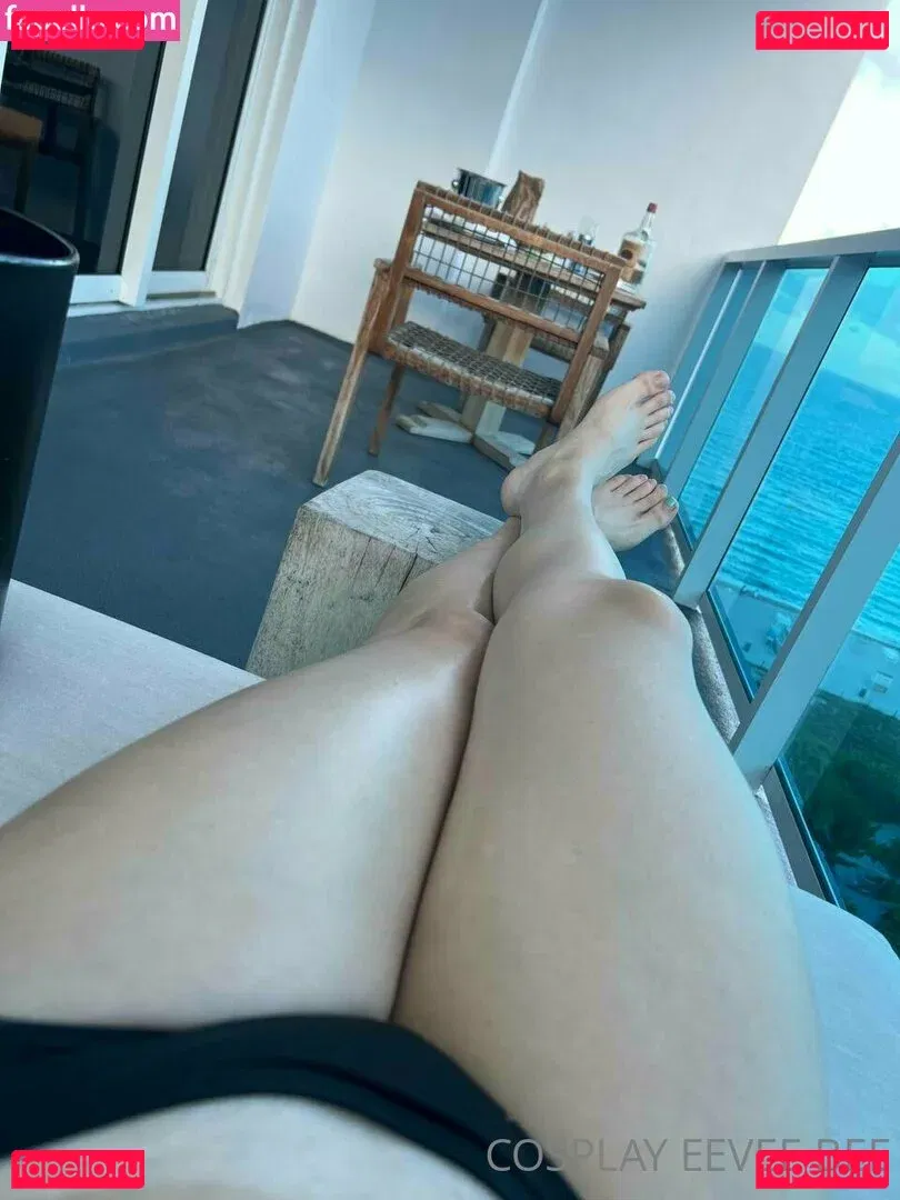 eeveebeesolo Onlyfans Photo Gallery 