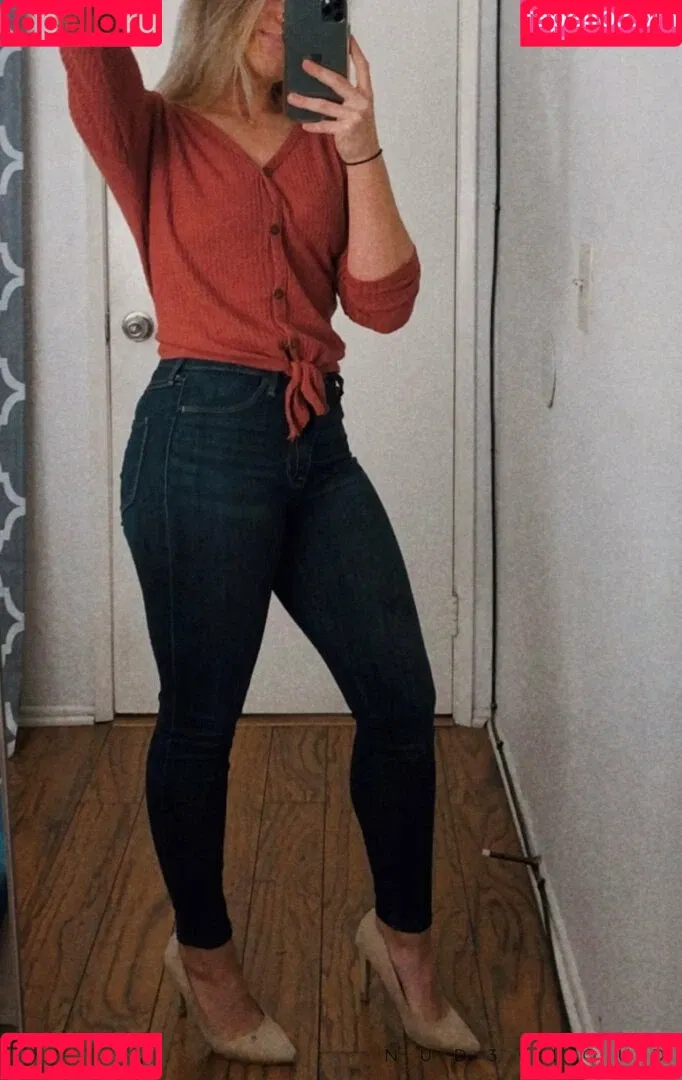 Ella Stewart Onlyfans Photo Gallery 
