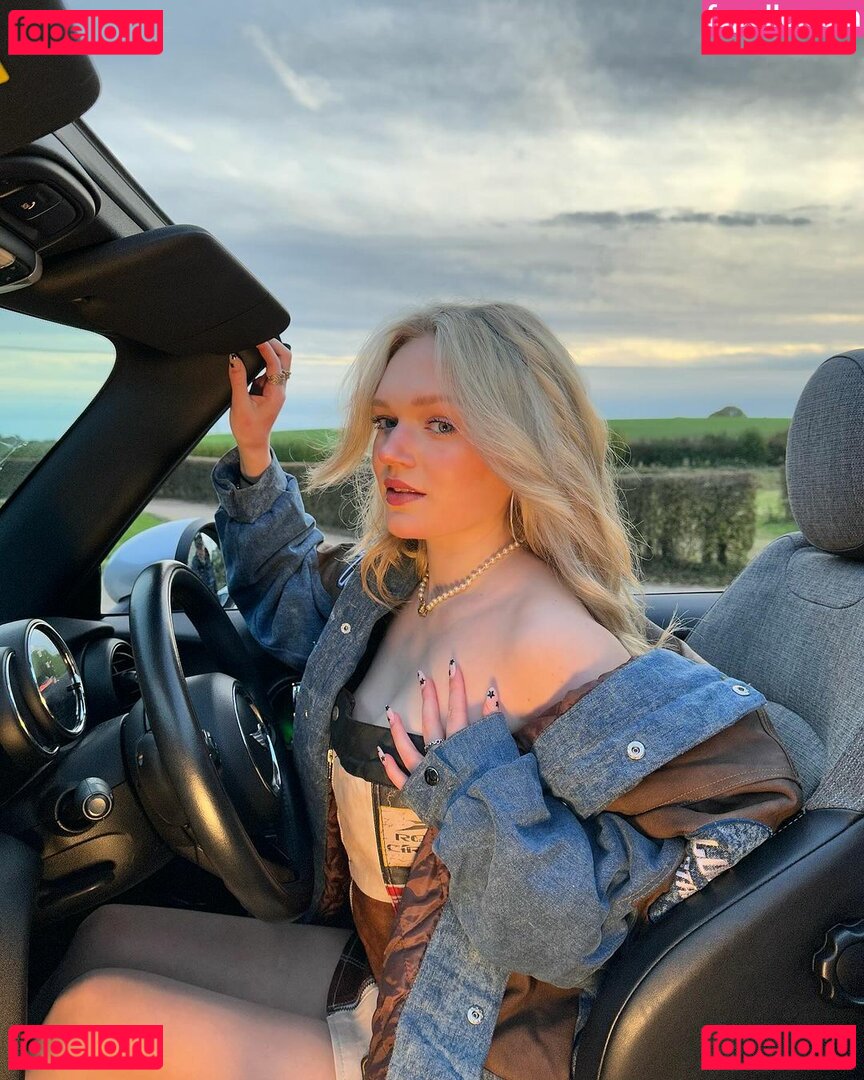 Sapphire Upshall Nude Onlyfans Photo 18