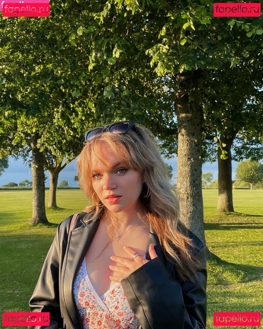 Sapphire Upshall Nude Onlyfans Photo 8