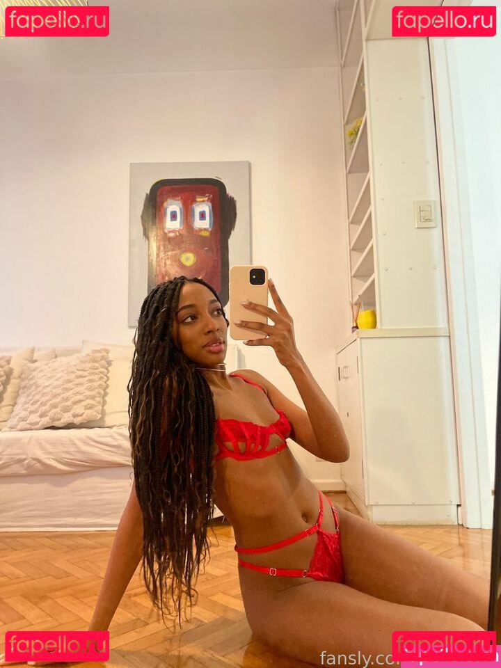 Evaxstar Nude Onlyfans Photo 6