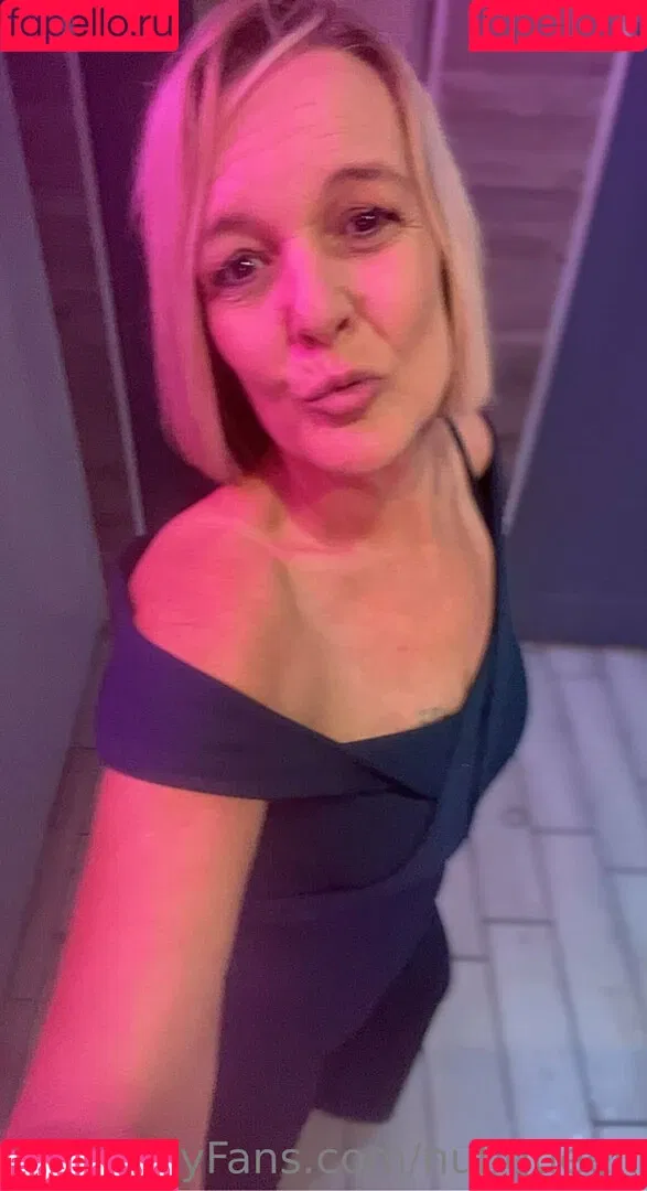 nubqueen Onlyfans Photo Gallery 