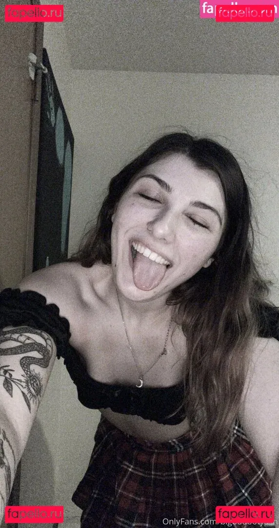 bigbooootyash Onlyfans Photo Gallery 