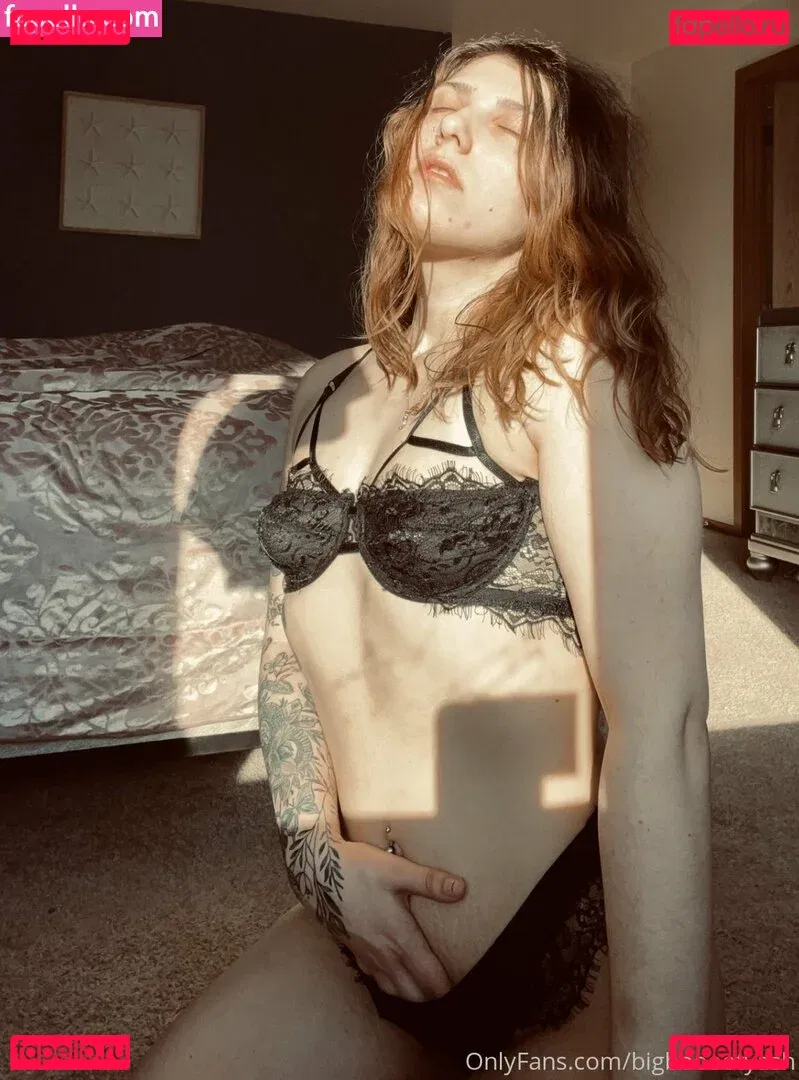 bigbooootyash Onlyfans Photo Gallery 