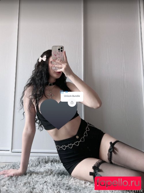 purrrik Onlyfans Photo Gallery 