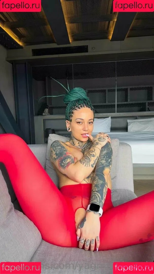 yagmursimsek Onlyfans Photo Gallery 