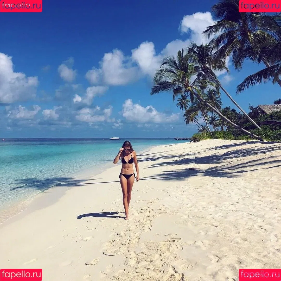 Kristina Mladenovic Onlyfans Photo Gallery 