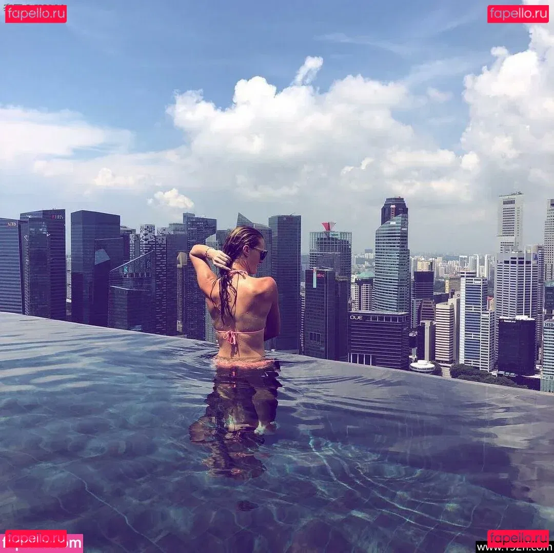 Kristina Mladenovic Onlyfans Photo Gallery 