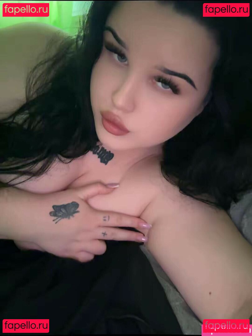 Saruneckis Nude Onlyfans Photo 7