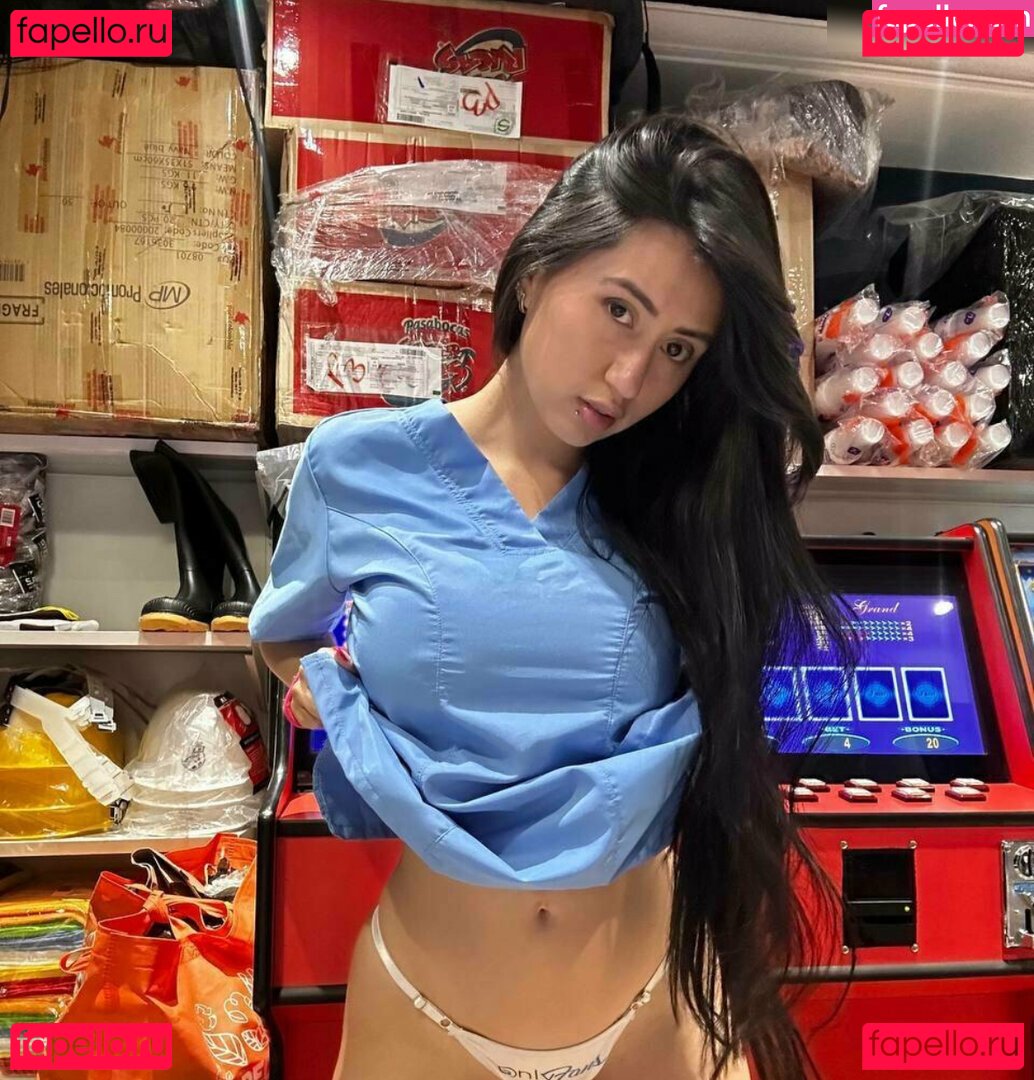 Nurse Pilar Nude Onlyfans Photo 32