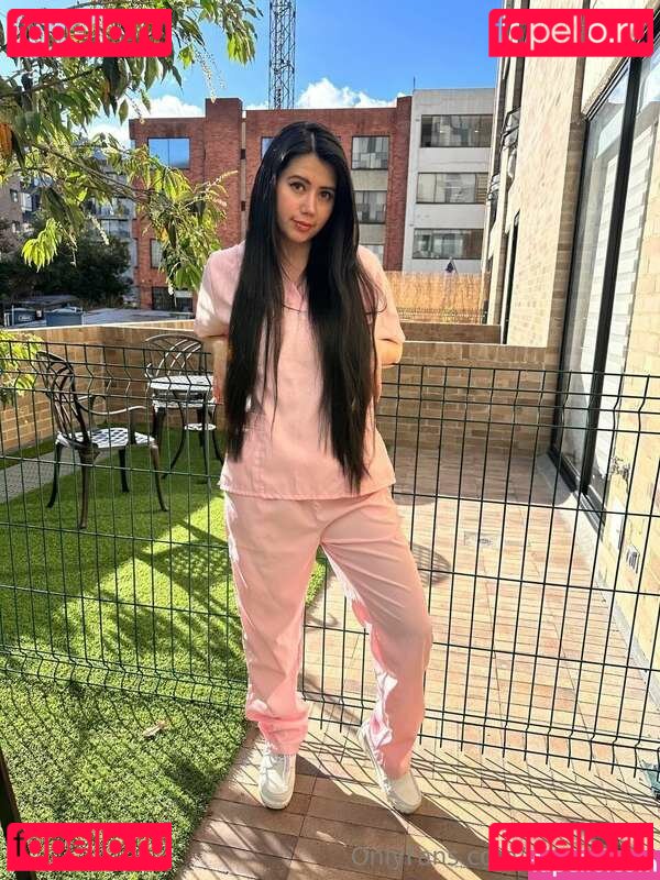 Nurse Pilar Nude Onlyfans Photo 12