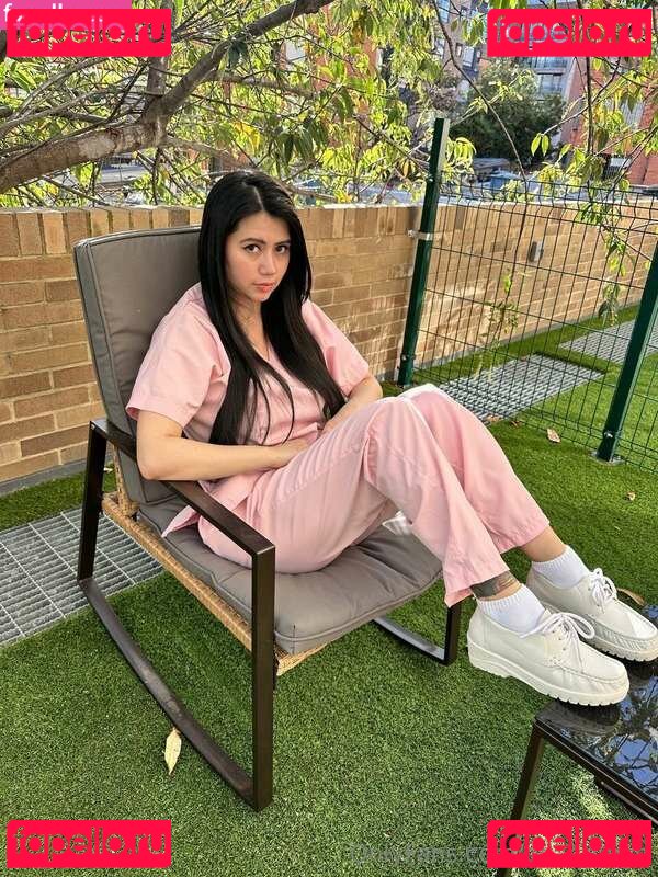 Nurse Pilar Nude Onlyfans Photo 9