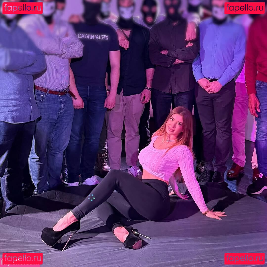 Maevaa Sinaloa Nude Onlyfans Photo 19