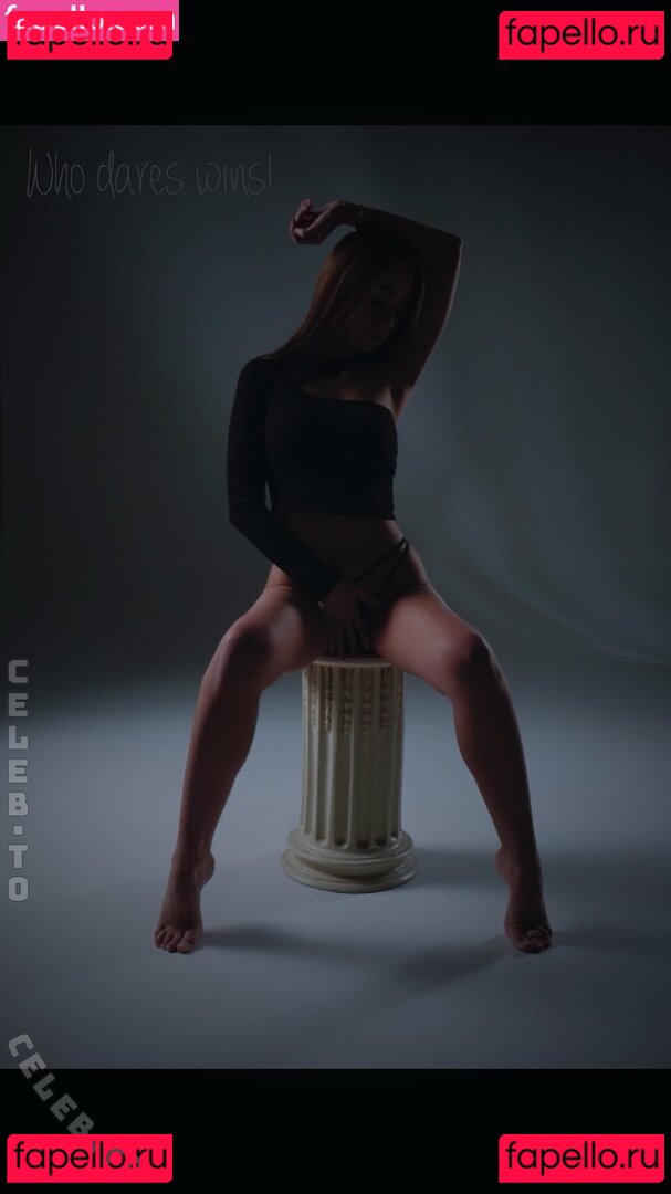 Ariana Smith Nude Onlyfans Photo 32