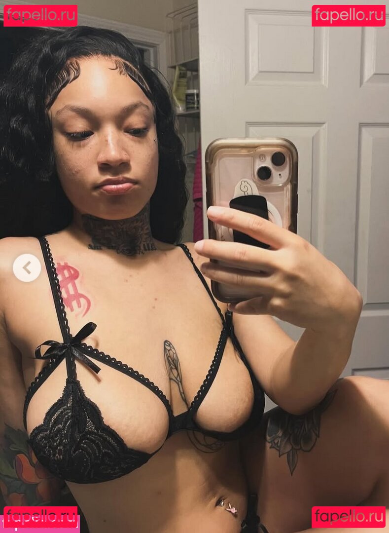 Ninethavix Nude Onlyfans Photo 10