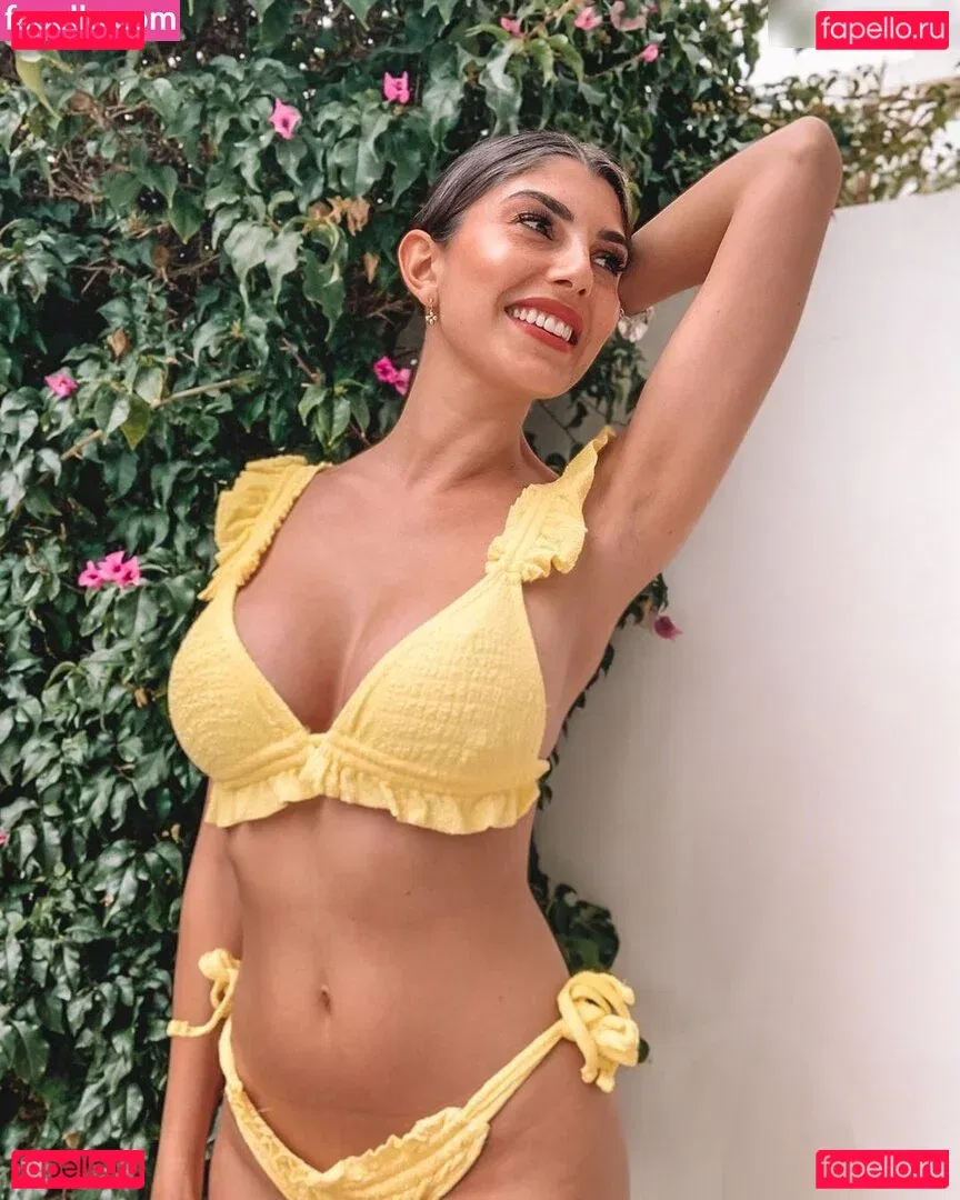 YealCA Onlyfans Photo Gallery 