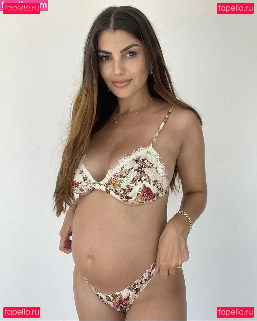 YealCA Onlyfans Photo Gallery 