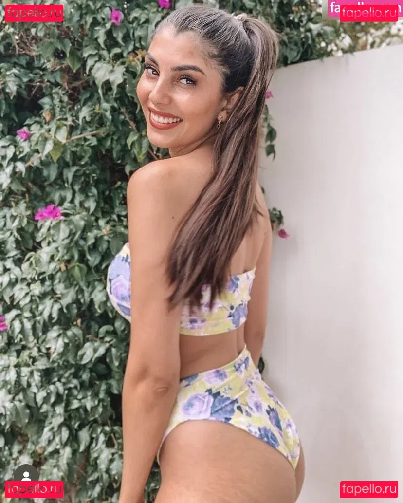 YealCA Onlyfans Photo Gallery 