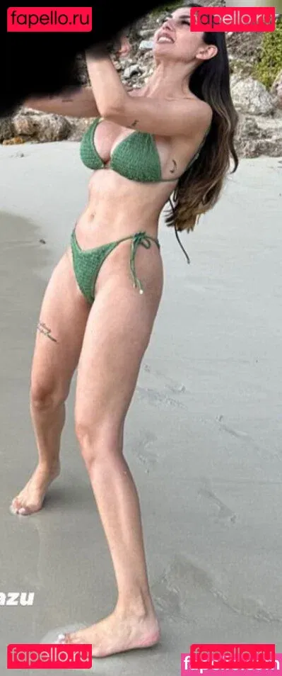 YealCA Onlyfans Photo Gallery 