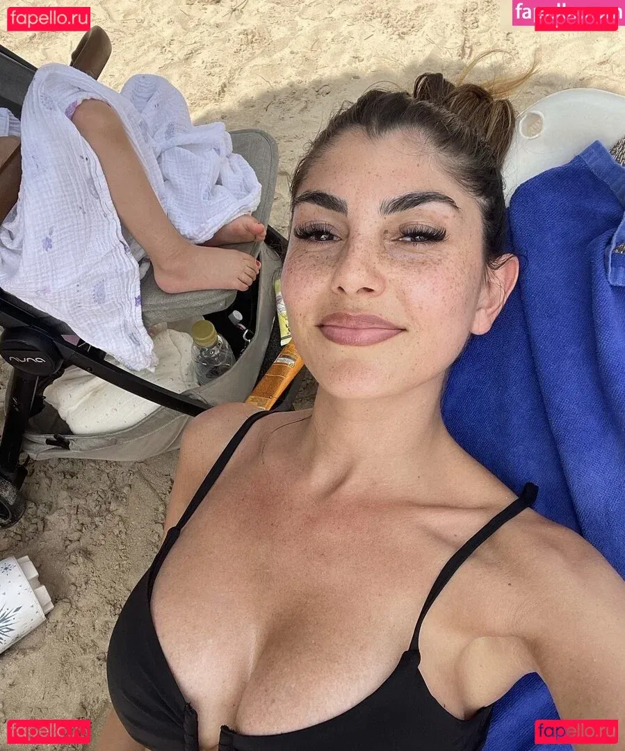 YealCA Onlyfans Photo Gallery 