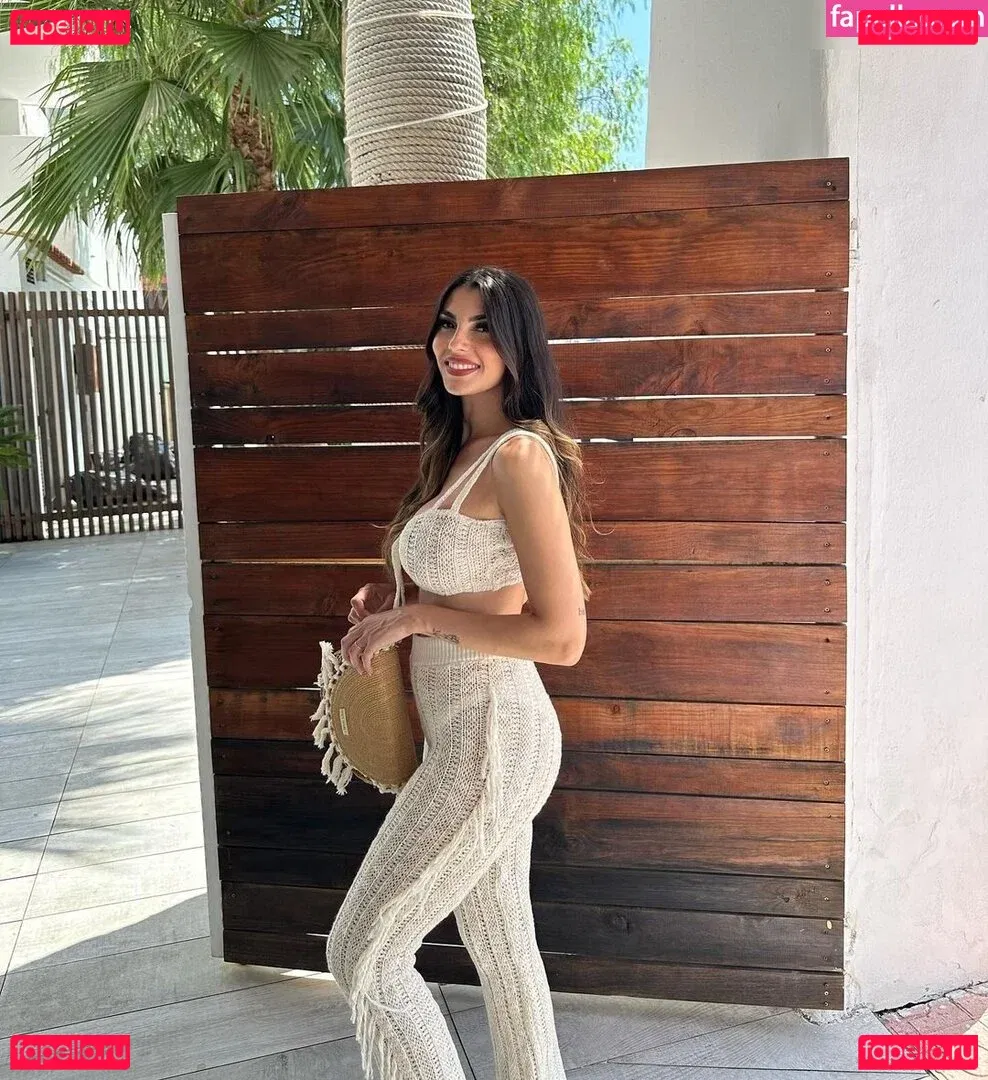 YealCA Onlyfans Photo Gallery 