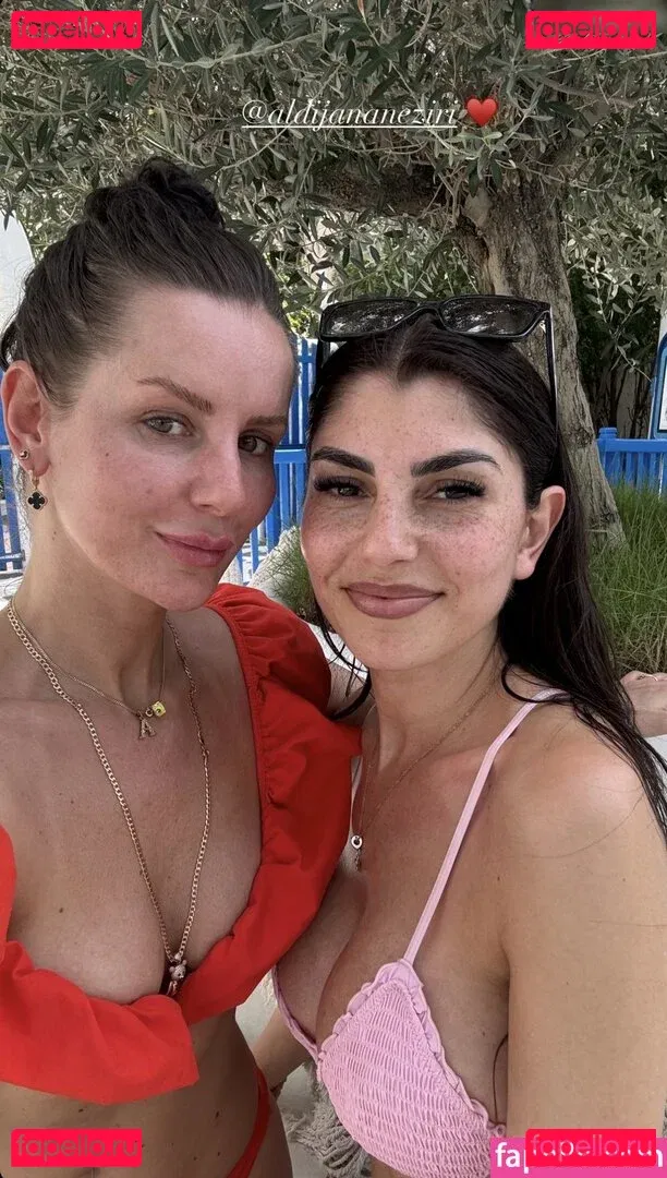 YealCA Onlyfans Photo Gallery 