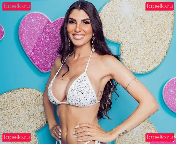 YealCA Onlyfans Photo Gallery 