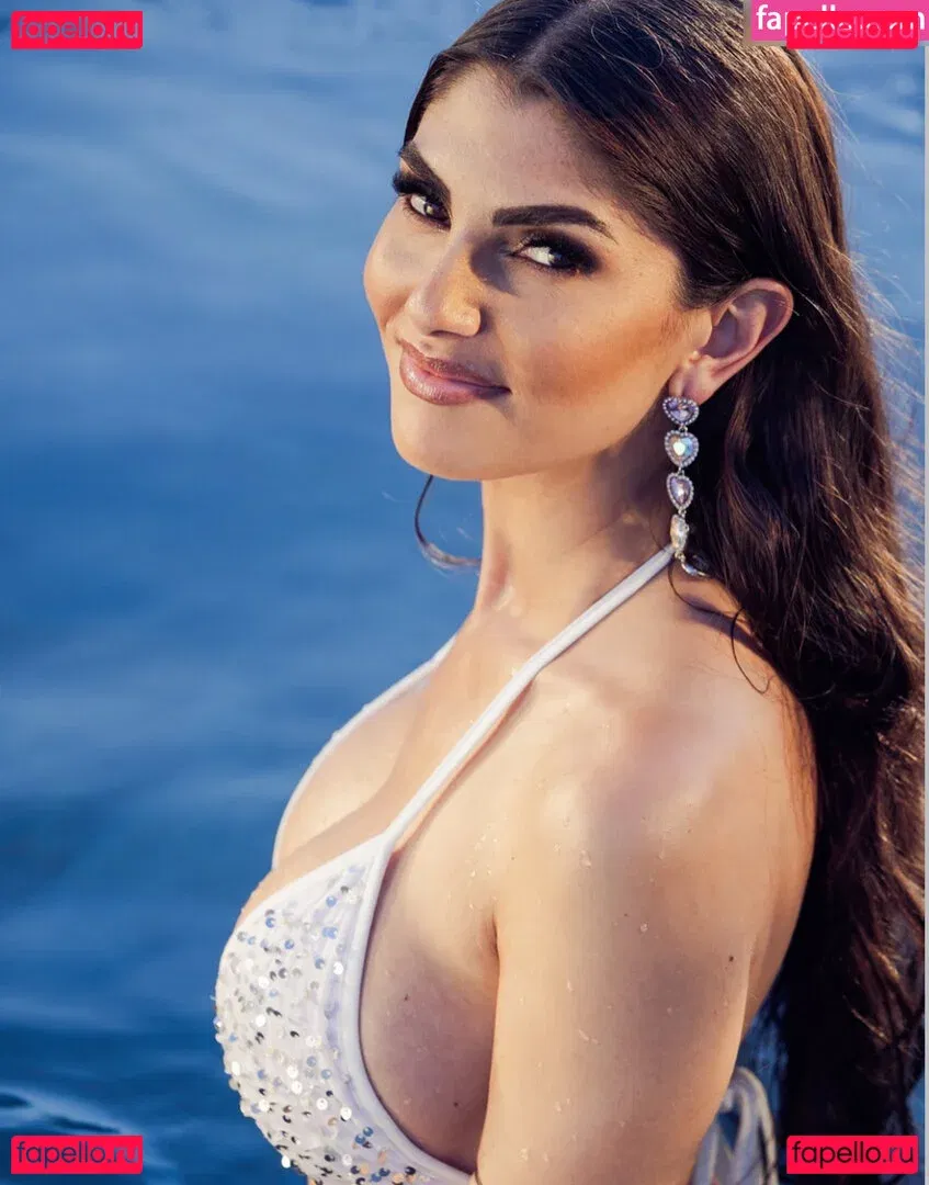 YealCA Onlyfans Photo Gallery 