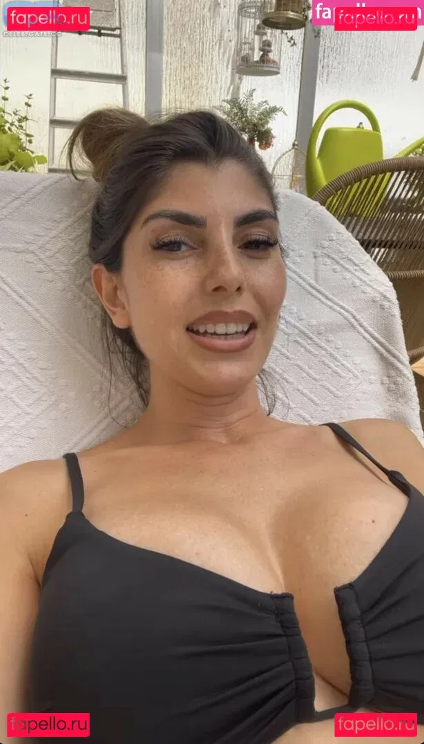 YealCA Onlyfans Photo Gallery 