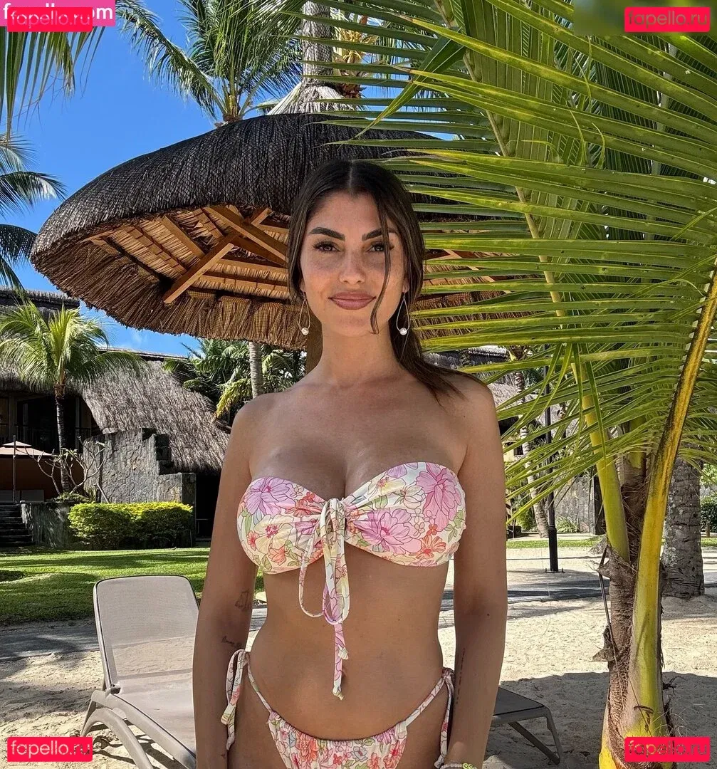 YealCA Onlyfans Photo Gallery 